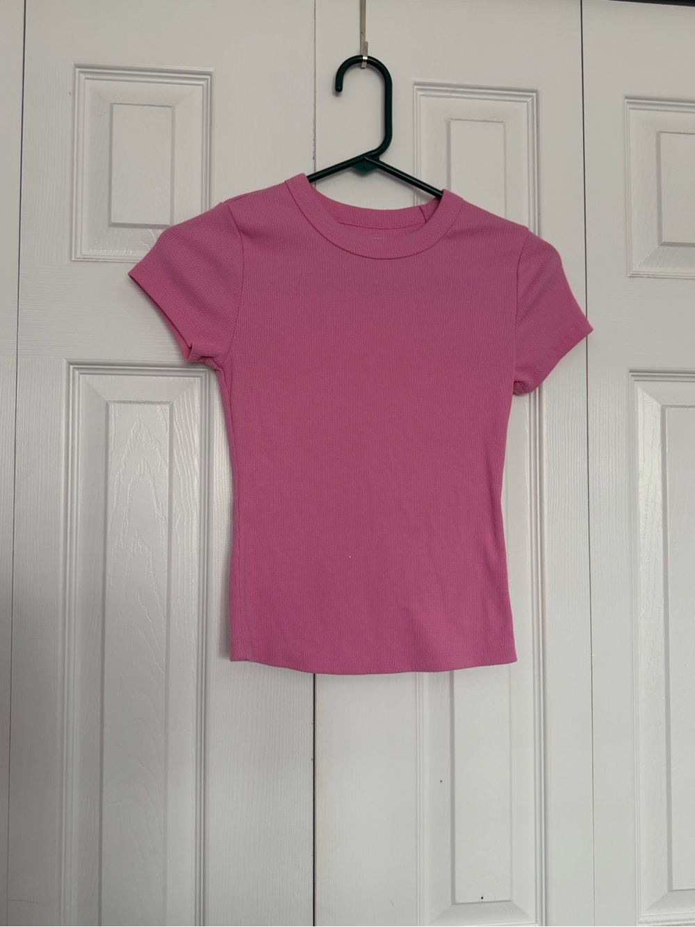 Old Navy Fitted Short-Sleeve Ribbed Top in Bright Pink